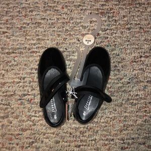 Tap shoes